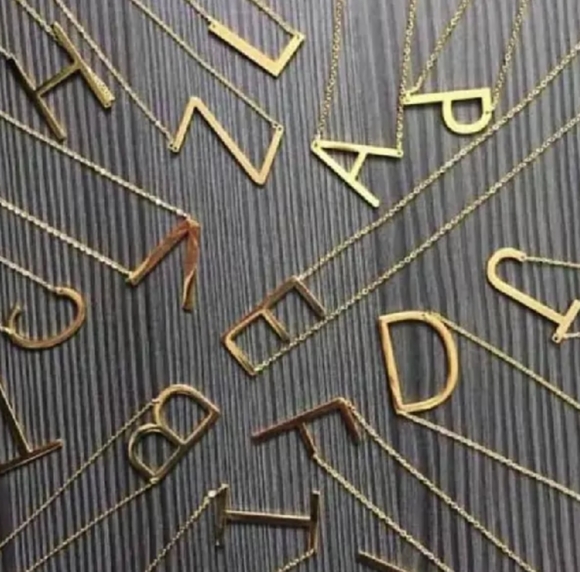 stainless steel initial necklace NEW - Picture 4 of 4